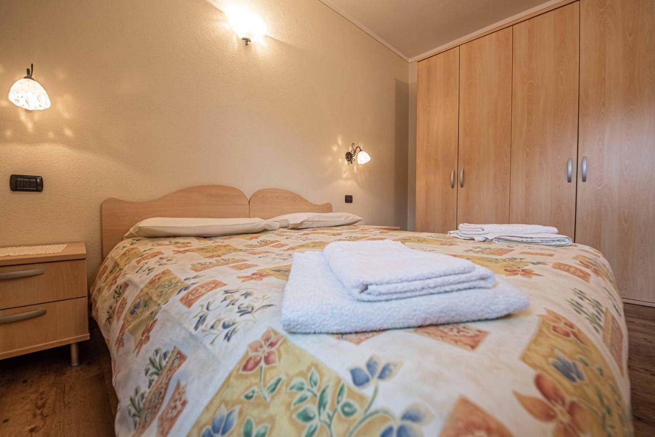 Family House Amalia MyholidayЛивиньо Екстериор снимка