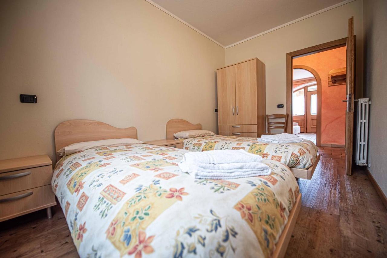 Family House Amalia MyholidayЛивиньо Екстериор снимка