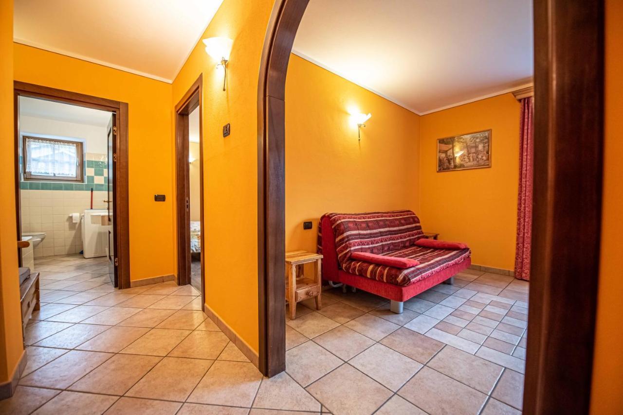 Family House Amalia MyholidayЛивиньо Екстериор снимка