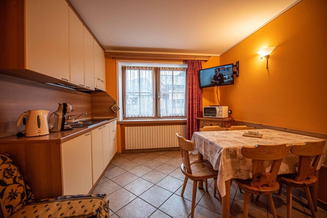 Family House Amalia MyholidayЛивиньо Екстериор снимка