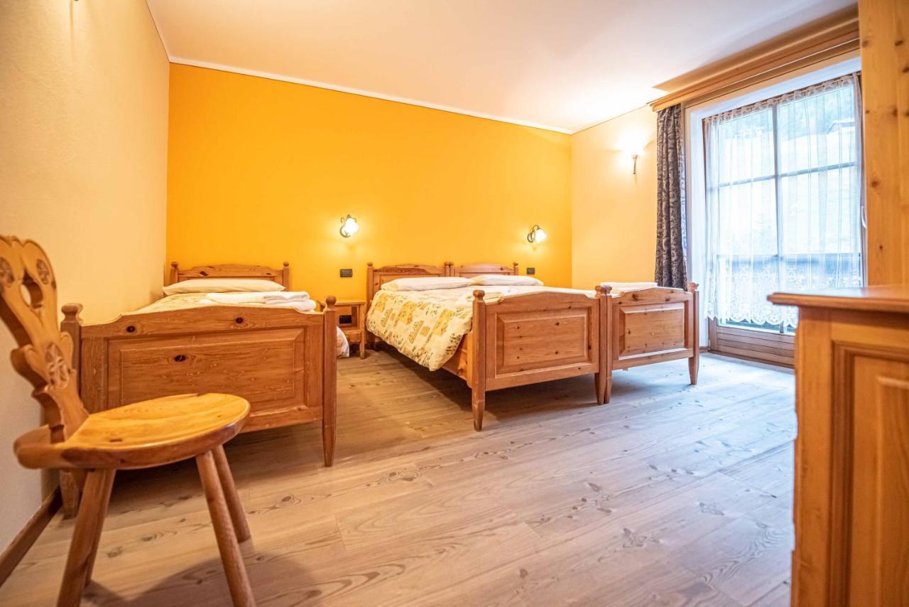 Family House Amalia MyholidayЛивиньо Екстериор снимка