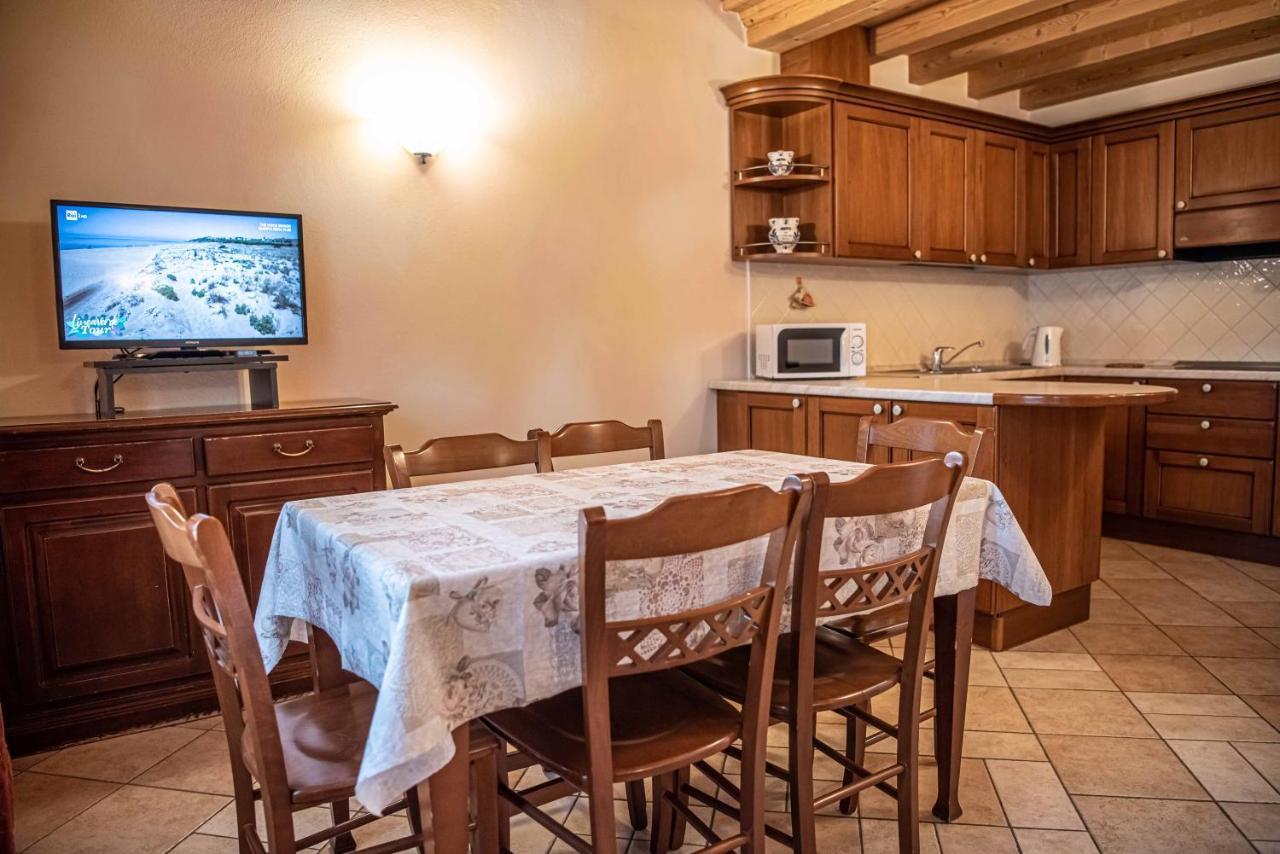 Family House Amalia MyholidayЛивиньо Екстериор снимка